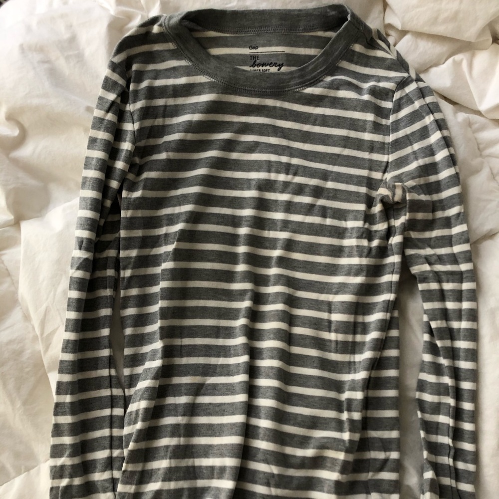 GAP long sleeve stripe shirt